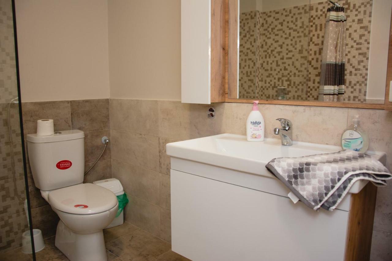 Vila Manuela Aparthotel Гевгели Екстериор снимка