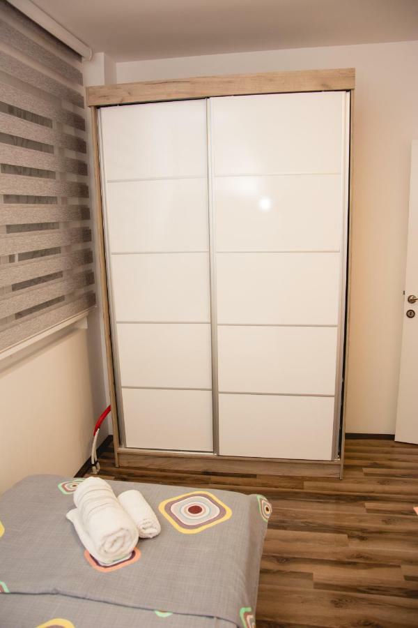 Vila Manuela Aparthotel Гевгели Екстериор снимка