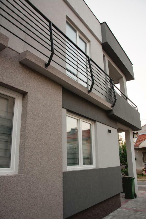 Vila Manuela Aparthotel Гевгели Екстериор снимка