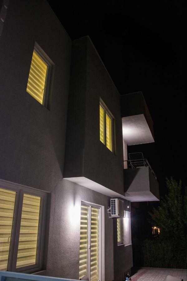 Vila Manuela Aparthotel Гевгели Екстериор снимка